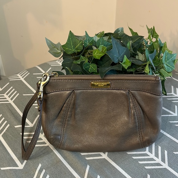 COACH Chrome Metallic Wristlet - Picture 2 of 12